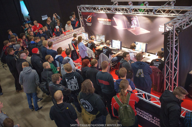 AssemblyWinter2015-SanttuPajukanta-003.jpg by Perjantai