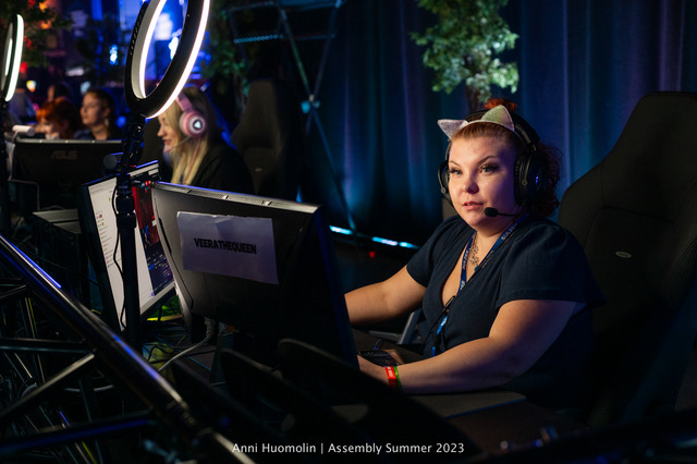 anni-huomolin-ASMS23-31.jpg by Perjantai
