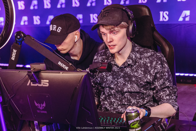 VILLE-LAHDENVUO-ASMW23-8303.jpg by Torstai